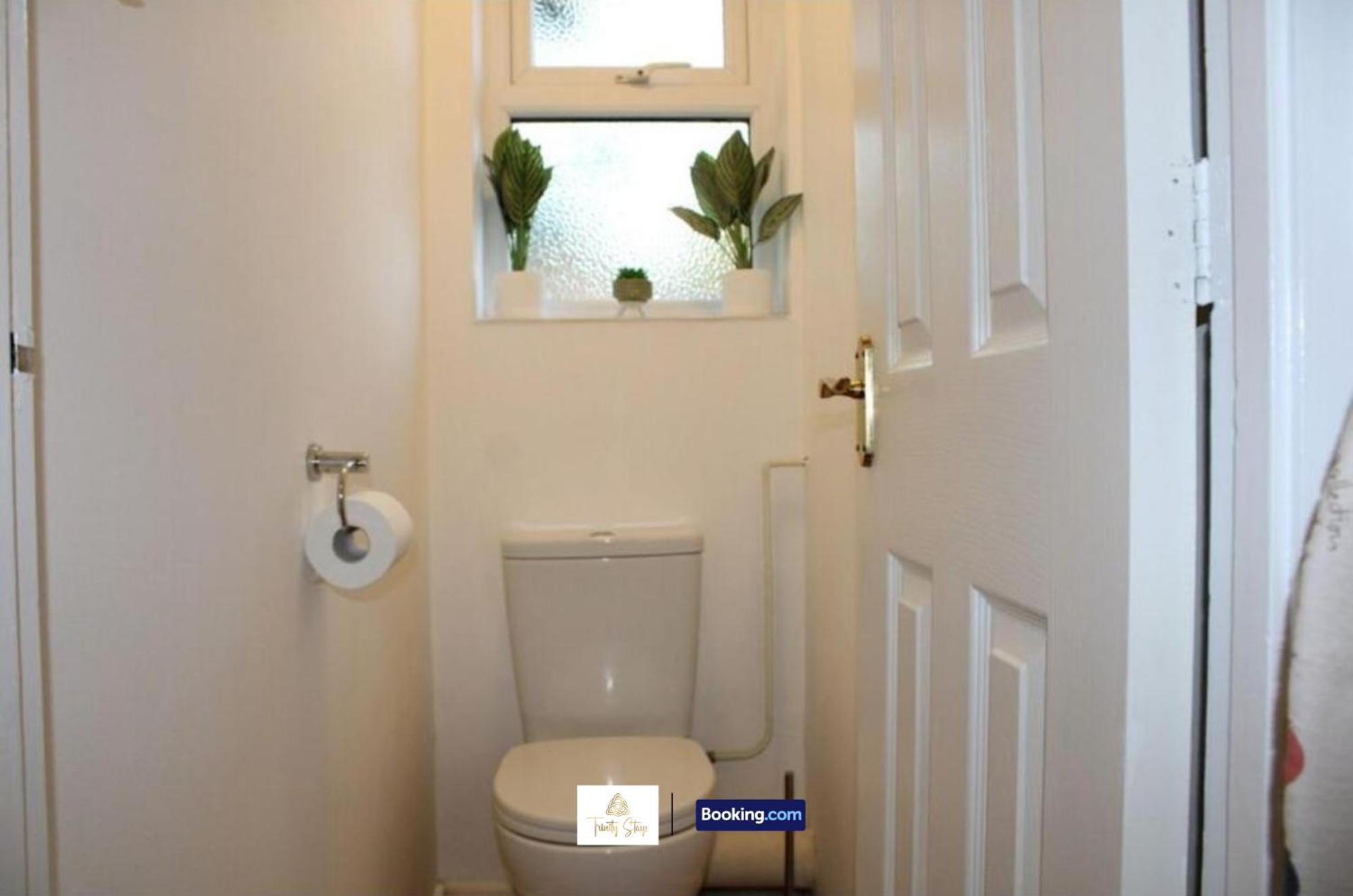 4 Bedroom House With Parking Near City Centre By Trinity Stays Short Lets & Serviced Accommodation Cambridge Ngoại thất bức ảnh